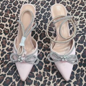 Chic Pink Heels with Rhinestone Bow NWOB